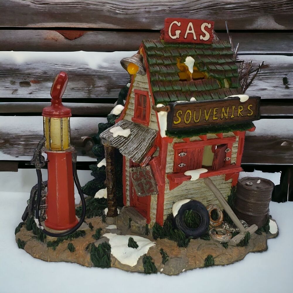 Dept 56 Snow Village Bucks County The Abandoned Gas Pump 55121 Retired